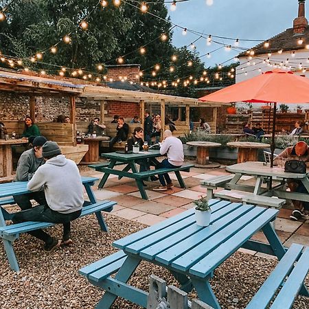 The Town Arms Hotel Wallingford Bagian luar foto